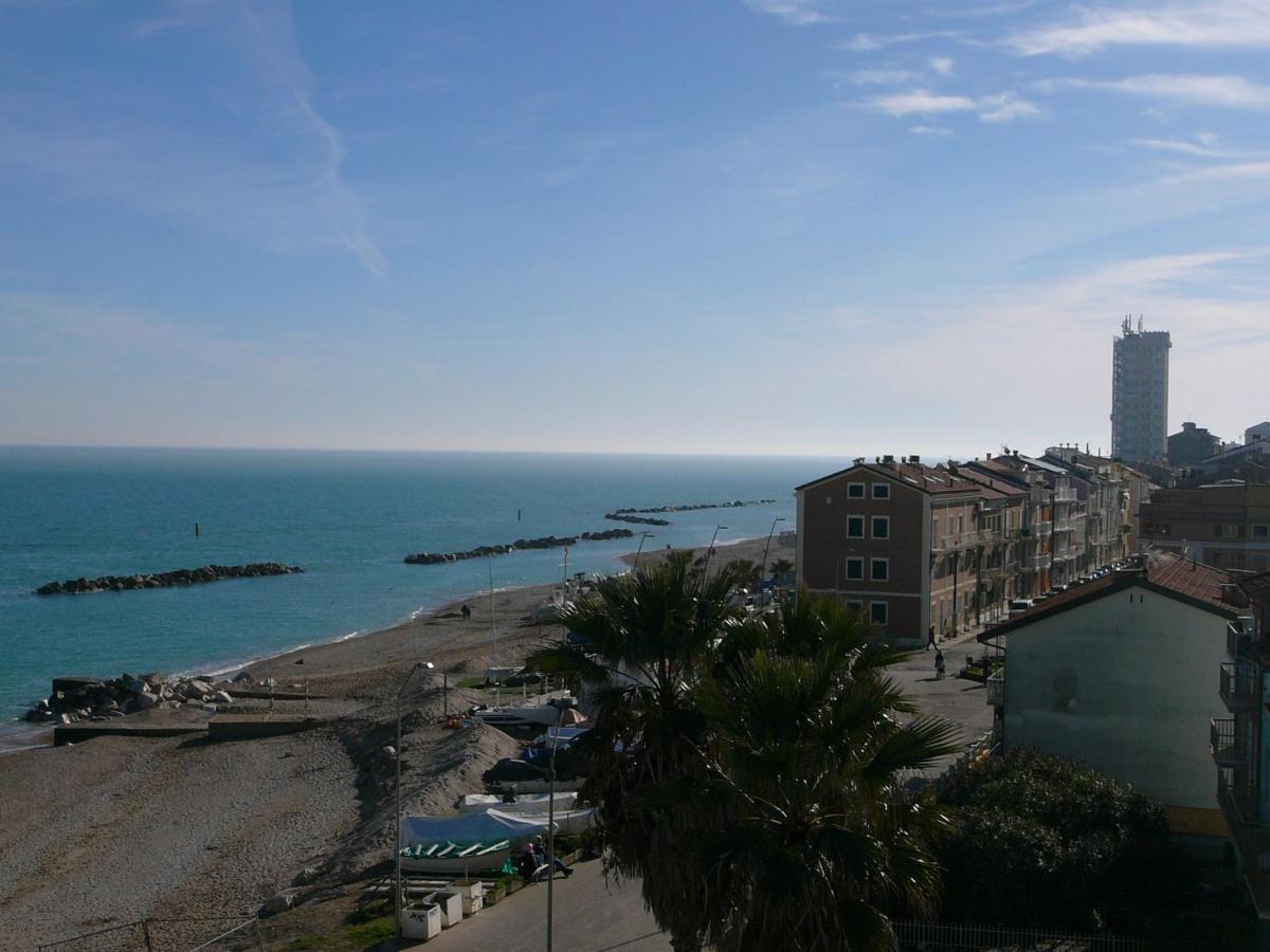 Appartamento Paradiso Azzurro Порто-Реканаті Екстер'єр фото