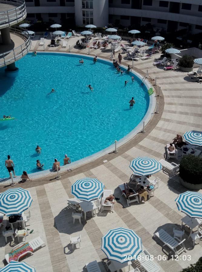 Appartamento Paradiso Azzurro Порто-Реканаті Екстер'єр фото